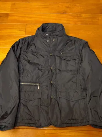 BENETTON 베네통 충전솜 자켓 블랙 사이즈 46