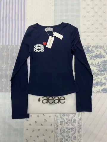 aeae 네이비 긴팔 티셔츠 폴카 도트 프린트