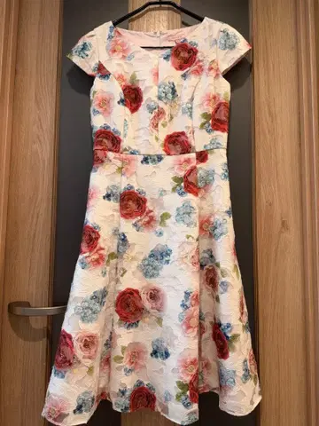 TOCCA 토카 꽃무늬 원피스