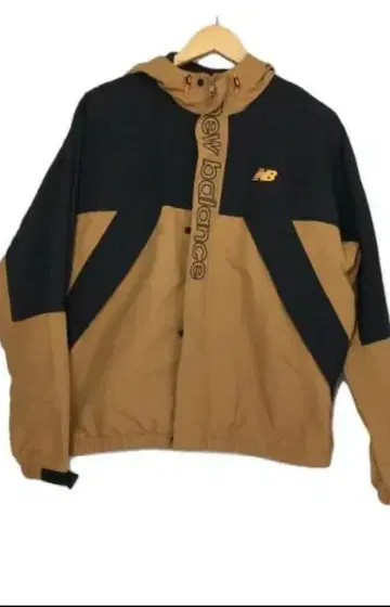 뉴발란스 트레이닝 L 뉴발란스