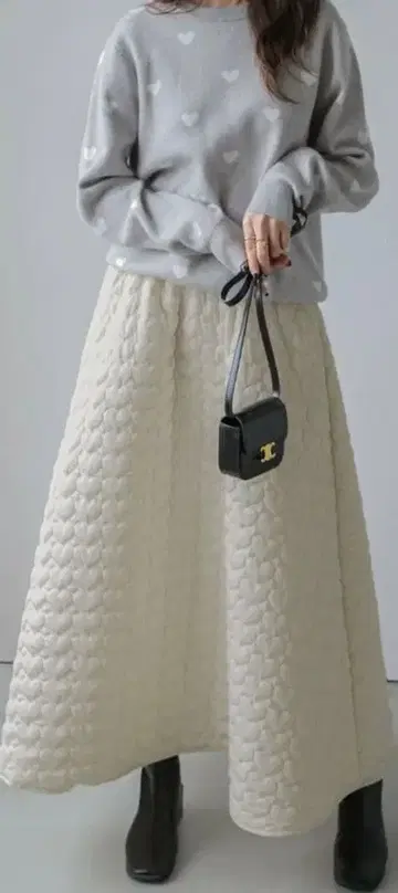 라지엠 하트 무늬 퀼팅 스커트 롱 플레어 스커트 아이보리