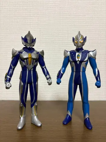 울트라 히어로 시리즈 울트라맨 히카리 헌터 나이트 츠루기 2체 세트