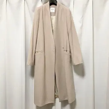 UNITED TOKYO 엑스트라 울 V넥 코트