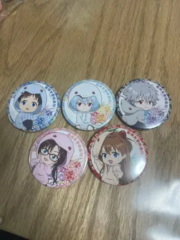 에반게리온 우즈마사 영화촌 교토 기지 한정판 뱀띠 한정판 캔뱃지 컴프