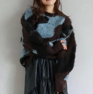 샤기 자카드 니트