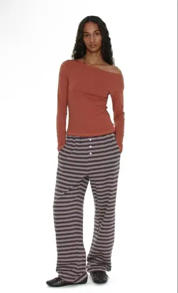 PWC 스트라이프 저지 와이드 팬츠 차콜