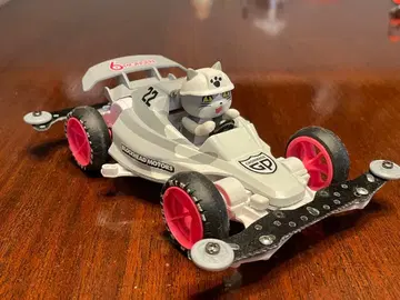 일하는 고양이 4구