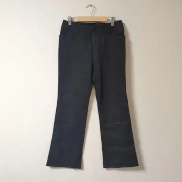 새상품급 LAUTREAMONT 다크 그레이 부츠컷 데님 [ 3/L ]