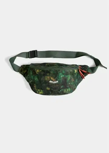 즉시 완판 아이템 APPLEBUM 웨이스트 백 픽셀 카모