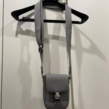 캘빈클라인 cK 숄더백