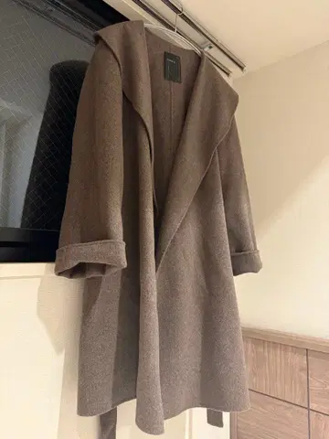 noble 노블 리버 오버 칼라 미디 코트