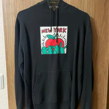 빔즈 BEAMS 키스 해링 후드 맨투맨 L 사이즈 즉시 구매 가능