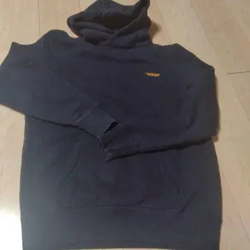 BLACK AND YELLOW 후드 부착 후드티 M 사이즈