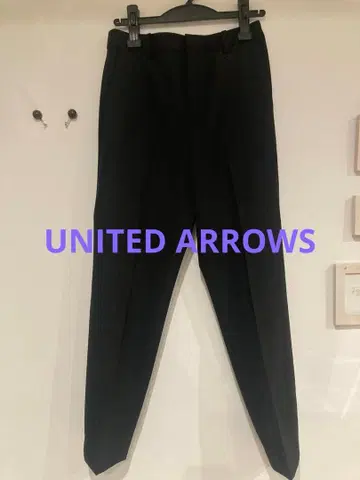 UNITED ARROWS 스테디셀러 슬랙스 블랙