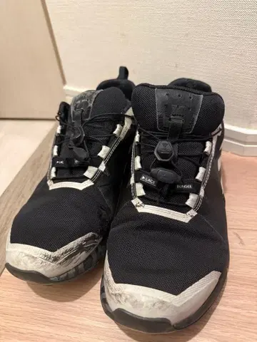 미즈노 블랙 러닝화