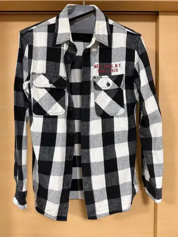 AVIREX 체크 무늬 플란넬 셔츠