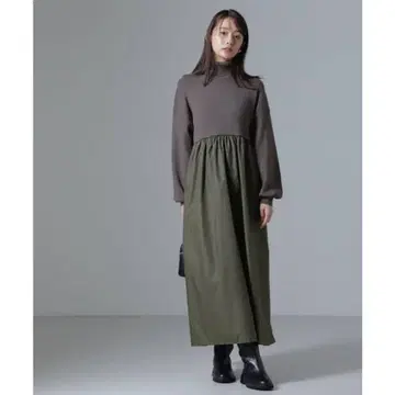 나노 유니버스 이소재 콤비 도킹 터틀 원피스 (카키)