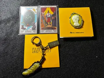 Mr. GREEN APPLE 바벨탑 키링, 핀즈 외