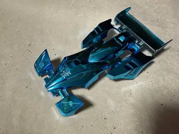 메탈릭 블루 미니 사륜구동 바디