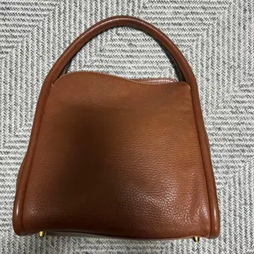 aries 브라운 가죽 핸드백