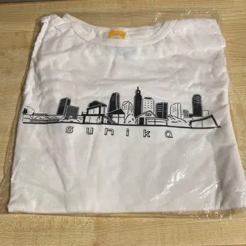 [ 미개봉 ] sumika 비대칭 티셔츠 화이트