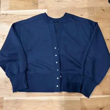 봉쥬르 사간 맨투맨 가디건