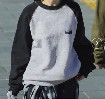 빅 실루엣 래글런 크루넥 맨투맨 MONO-MART