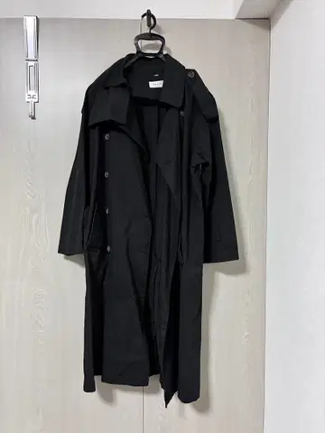 SCALE 블랙 트렌치코트