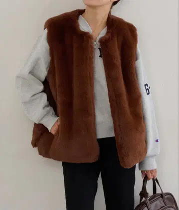 U by SPICK&SPAN 스픽 앤 스팬 쿨 넥 베스트 퍼