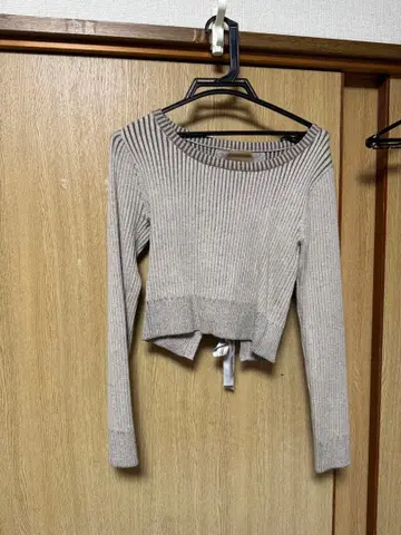 EVRIS 백리본 상의