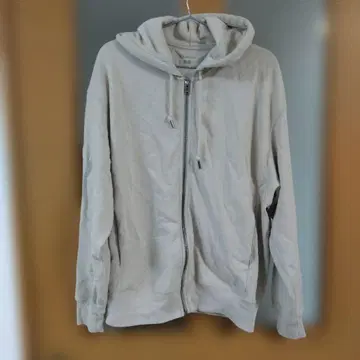 유니클로 JW ANDERSON 베이지 풀 집업 후드티 M