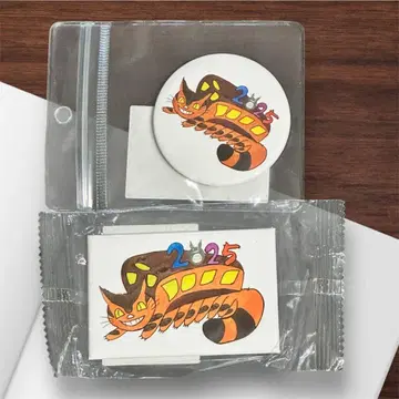 한국 애니메이션 '아니메쥬와 지브리전' / 거울 & 태블릿