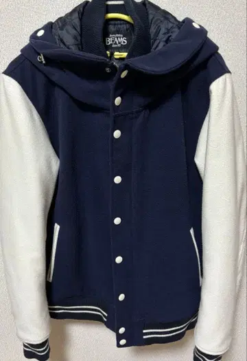 BEAMS 후드 부착 바시티 자켓 L 사이즈 네이비/화이트