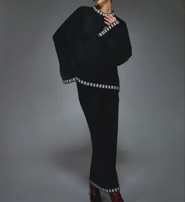 [ SHINE ] 블랙 니트 셋업 [ 미착용 ]