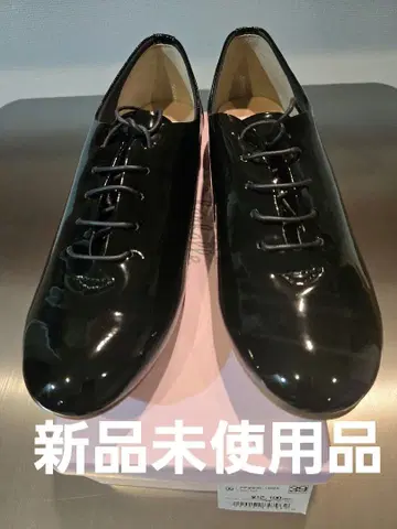 미사용 새상품 파르팔레 레이스업 슈즈 에나멜 블랙