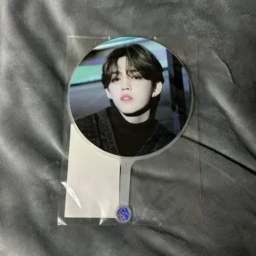 SEVENTEEN Holiday Collection 에스쿱스 부채