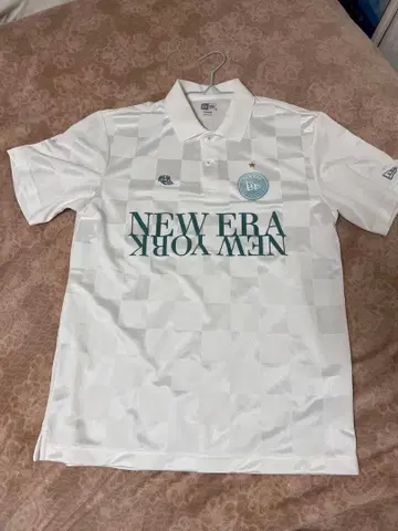 NEW ERA 체크 무늬 피케 셔츠 M 사이즈 화이트