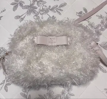 Maison de FLEUR 인조 모피 미니 숄더백