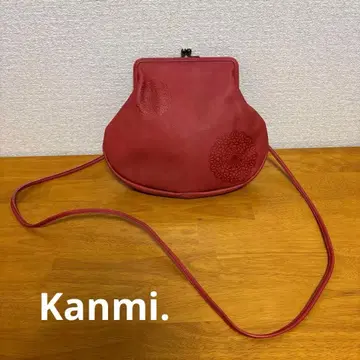 [ 새상품급 ] Kanmi. 꽃무늬 엠보싱 숄더백 레드