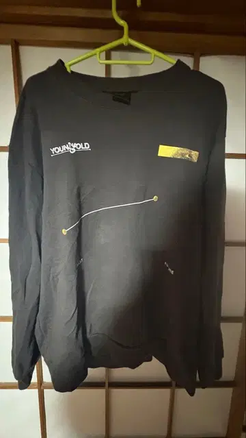 SixTONES YOUNGOLD 맨투맨 블랙