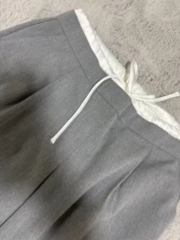 그레이 와이드 팬츠 드로우 스트링 포함