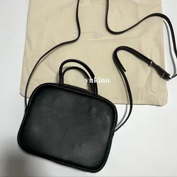 Aeta 숄더백 블랙