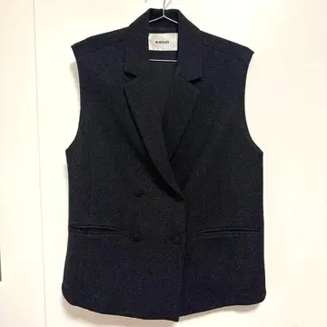 MACHATT 다크 그레이 더블 브레스트 베스트