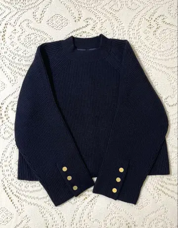 [ 택 포함 새상품 ] martinique 울 니트 골드 버튼