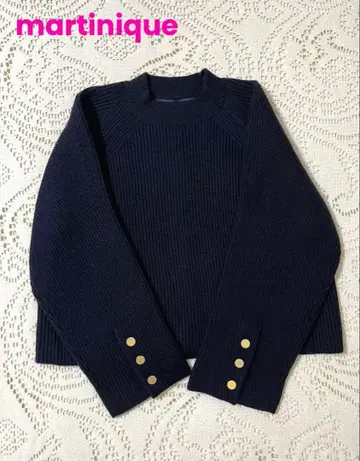 [택 포함 새상품] martinique 울 니트 골드 버튼