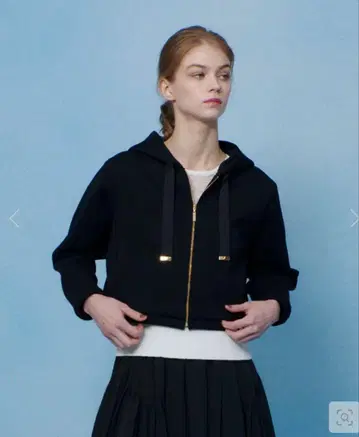 미사용 새상품 LOULOU WILLOUGHBY 컴팩트 퍼프 후디