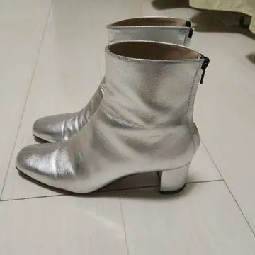 FABIO RUSCONI 천연 가죽 실버 지퍼 부츠