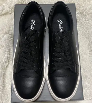 glabella(글라벨라) 구두풍 레더 스니커즈 블랙 새상품 미사용