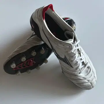 모렐리아 네오 4 24cm 축구 스파이크