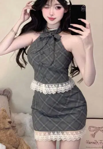 홀터넥 셋업 체크 무늬